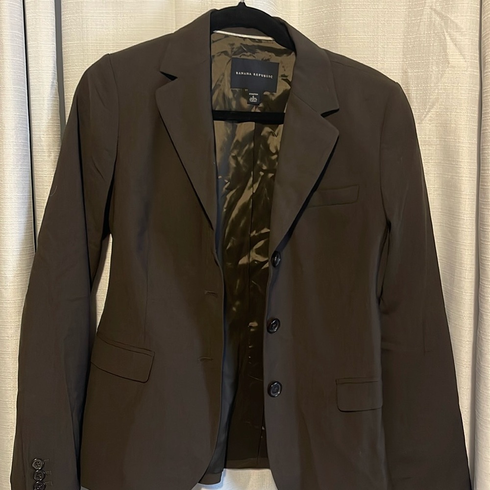 Banana Republic suit jacket side 6 stretch color brown